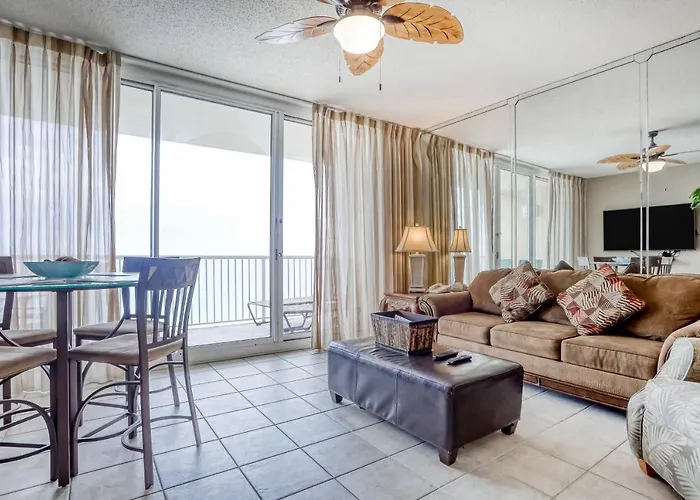Majestic Beach Resort Tower 1-711