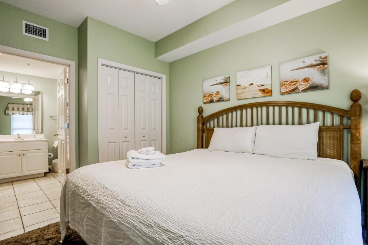 Majestic Tower 1-711 Apartment *